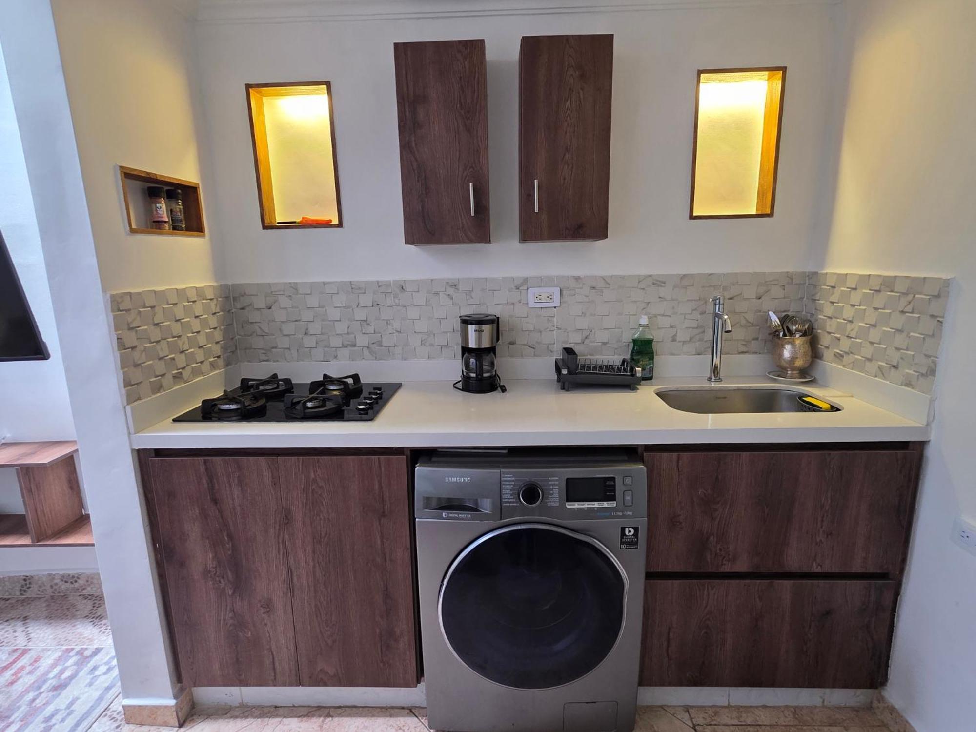 Apartamento Entero A 800metros Estación Poblado *